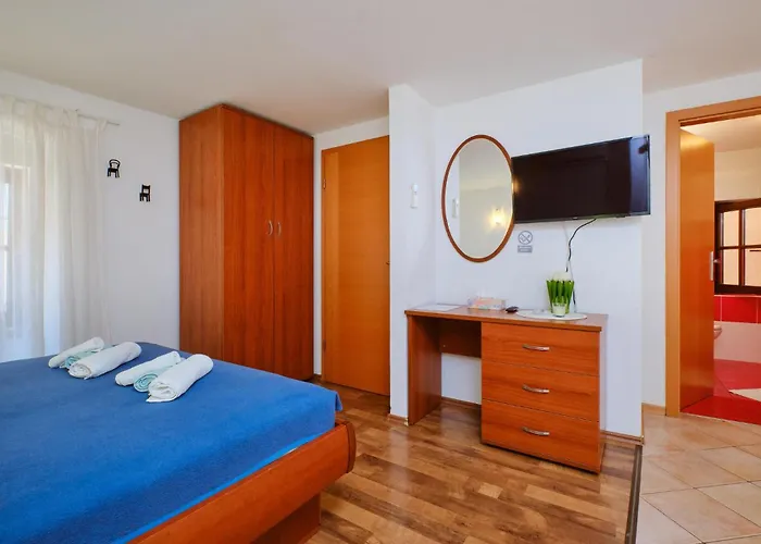 Appartement Awesome In With Wifi